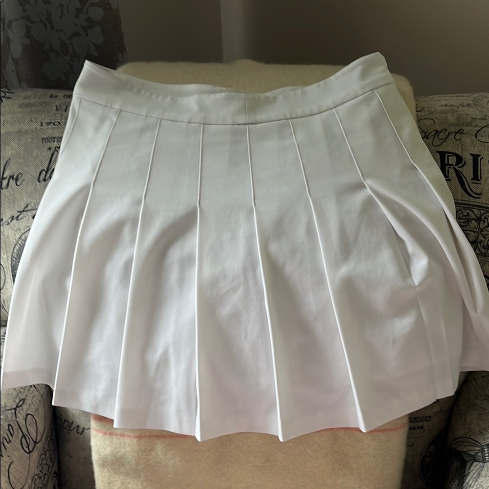 Aritzia Sunday best White Pleated Tennis Skirt - Classic Women's